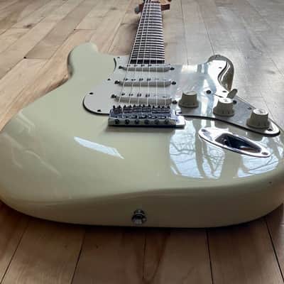 Arctic White 1993 Fender USA Standard Stratocaster (Export Market) image 10