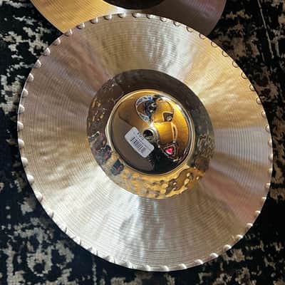 Mint Zildjian 13.25" K Custom Hybrid Hi-Hat Cymbals (Pair) - Traditional / Brilliant image 3