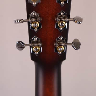 Larrivee OM-40-MH-0-0-M-00-0-99: OM-40 Mahogany Top, back and sides, Vintage Burst & Pyramid Bridge 2026 image 15