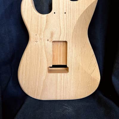 Guitar Mill S-Style Body / 1 pc. Ultra Light Alder / 4 lbs. 1 oz. (#GIN-4105) image 2