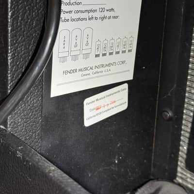 Fender '65 Deluxe Reverb Reissue 22-Watt 1x12" Guitar Combo 1994 - Present - Black image 16