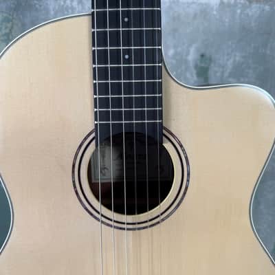 Alvarez Regent Series RC26HCE Hybrid Acoustic Electric Guitar - Natural image 4