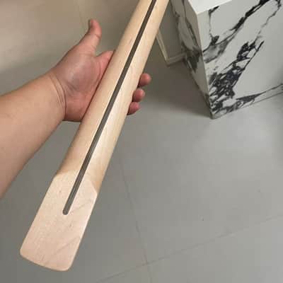 Round stainless steel 21 frets Maple guitar neck 25.5inch hole 8mm jazzmaster neck Rosewood fingerboard white binding Round End stainless steel 21frets image 6