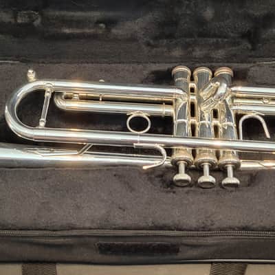 Stomvi Forte intermediate Bb Trumpet ML Bore with Mouthpiece and case - Silver Plated image 15