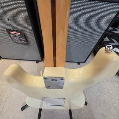 Used 2008 Fender American Standard Stratocaster Olympic White with Hard Case image 4