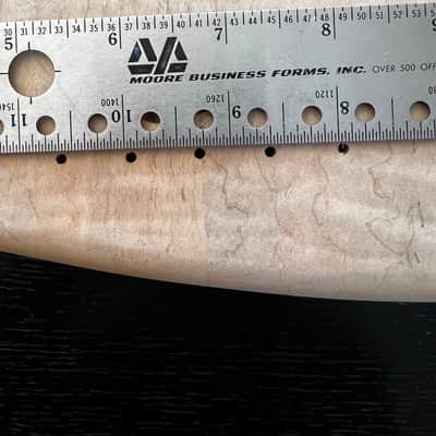 high end Offset Bass Body Unfinished Deep Curly Maple Top / Walnut Accent/ Solid One-piece Mahogany Back- limited Luthier Supply R2 imagen 24