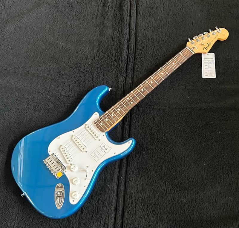 Fender Standard Stratocaster 2025 - Aquamarine Metallic / 7lbs. 15.8oz. #0266240560 image 1