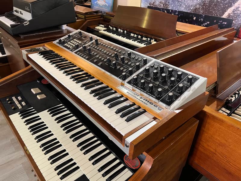 Moog Memorymoog 1982 - 1985 - Wood image 1