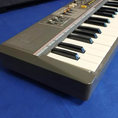 Vintage Casio Casiotone MT-68 49-Key Synthesizer Keyboard with Power Supply/Case image 10