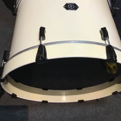 Noble and Cooley Horizon/CD Maple toms-Nesting Toms- Antique White image 10