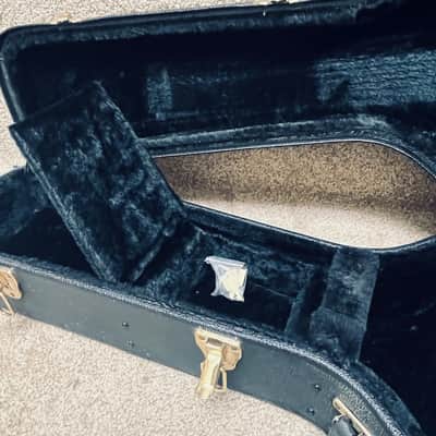 Hardshell Case Classical Black image 6