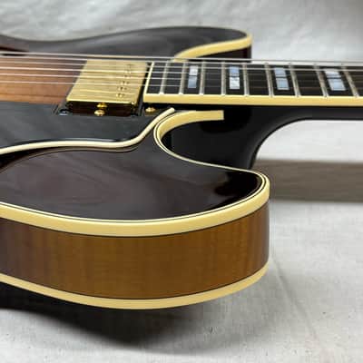Yamaha SA2200 sa-2200 Semi-Hollowbody Guitar with Gator Case 2020 image 17