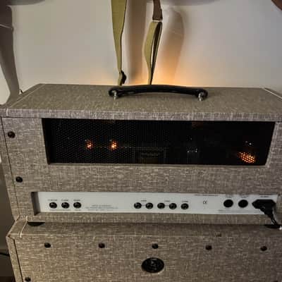 3rd Power Dual citizen Reverb and 1x12 Cabinet Vox Fawn image 14