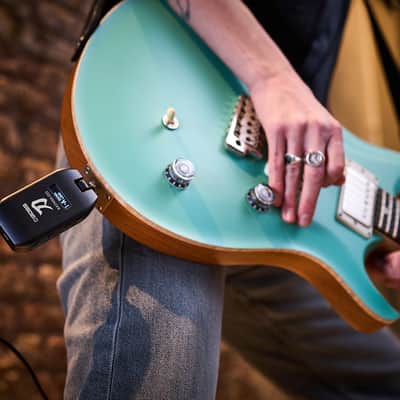 KATANA:GO ultra-portable guitar/bass headphone amplifier image 2