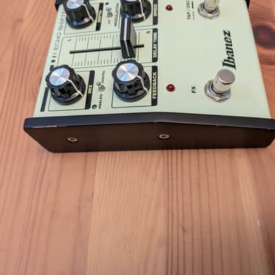 Ibanez ES3 Echo Shifter 2010s - White image 8