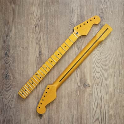 Stratocaster Compatible Maple Neck Vintage Nitro Satin image 2