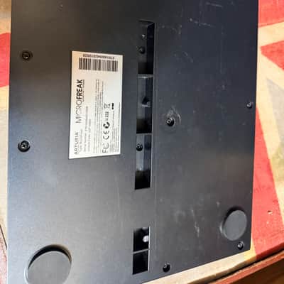 Arturia MicroFreak 25-Key Algorithmic Synthesizer imagen 5