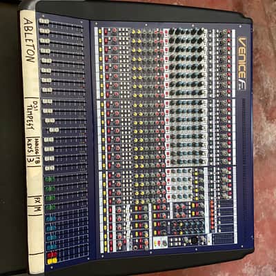 Midas Venice F24 24-Channel Console / FireWire Interface image 4