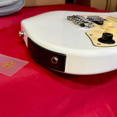 Mooer GTRS P800 ( Inteligent Guitar) WHITE 2025 image 23