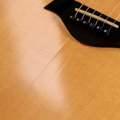 Taylor 710ce (2002 Made in the USA) Taylor Electro-Acoustic Acoustic Guitar [20020514120] (07/06) image 14