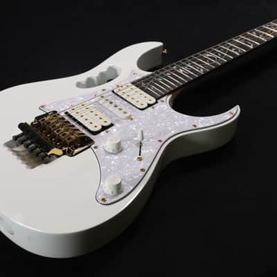 Ibanez JEM7VPWH Steve Vai Signature 6str Electric Guitar w/Bag - White 816 image 3