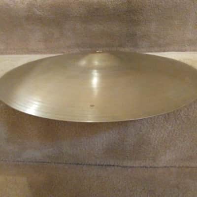 Zildjian Vintage Avedis 14 inch 813 gram lightweight crash or hi hat cymbal, 1960s - excellent! image 5
