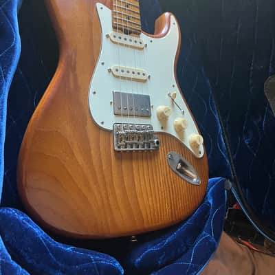 Grosh Guitars Nos 2025 - Faded Amber Burst image 3