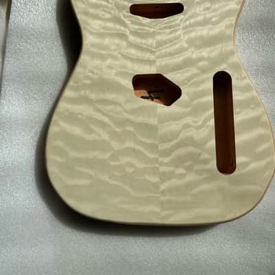 Veneer Quilted Maple Top Guitar Tele Style Mahogany Body image 6