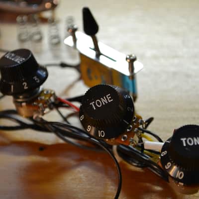 Duncan Designed SC-101 Strat Pickups, Pre-wired Stratocaster Pickups + Extras image 4