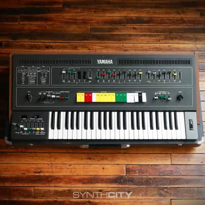 1970s Yamaha CS-50 Polyphonic Synthesizer (Serviced)