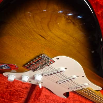 Fender American Vintage '57 Stratocaster 1992 2-Color Sunburst image 3