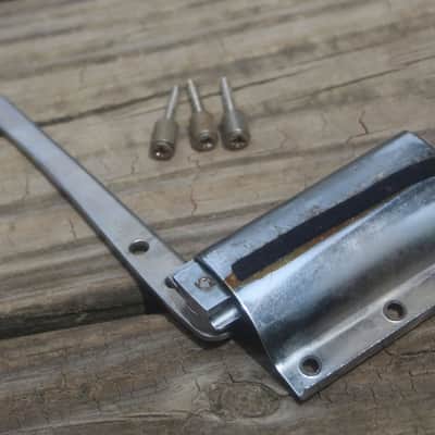 Vintage 1965 Gibson Short Maestro Vibrola Spoon Handle Chrome 1960's image 5