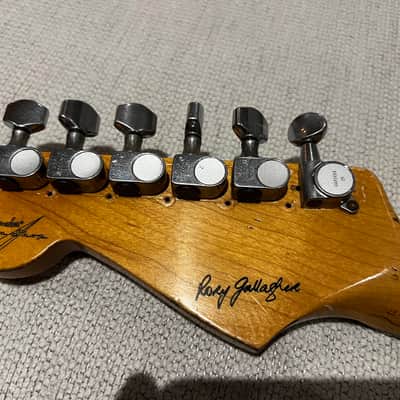 Fender Custom Shop Rory Gallagher Tribute Stratocaster 2004 - Present - 3-Color Sunburst image 7
