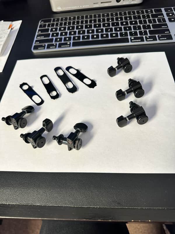 Hipshot 3+3 10MM 6k2EL0B (Black) Locking Tuner Set image 1