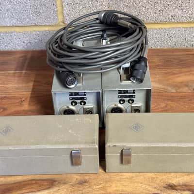 Neumann U67 Large Diaphragm Multipattern Tube Condenser Microphone - Matched pair, consecutive serials image 10