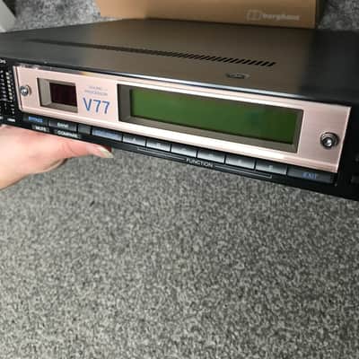 Sony DPS-V77 Multi Effects Processor - UK image 2