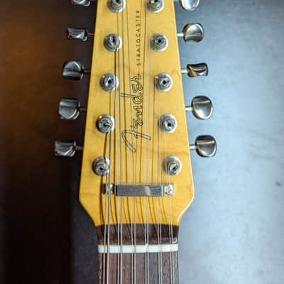 Fender Stratocaster XII 12-String - Crafted in Japan 2002-2004 - 3-Color Sunburst image 2