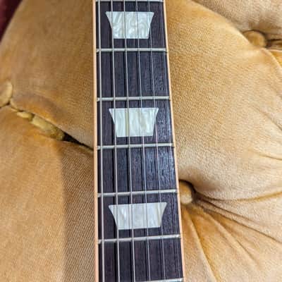 Gibson Les Paul Classic 2017 - Classic Cherryburst image 3