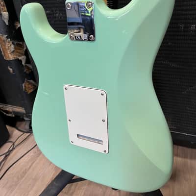 Fender American Special Stratocaster with Maple Fretboard 2013 - Surf Green image 13