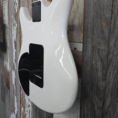 Peavey Nitro I with Single Humbucker and Kahler Vibrato 1986 - 1989 - White image 11