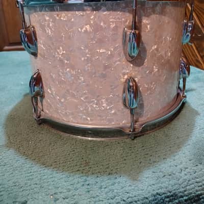 Slingerland 13"(Diameter)x9"(Depth) Rack Tom 1970's - White Marine Pearl image 3