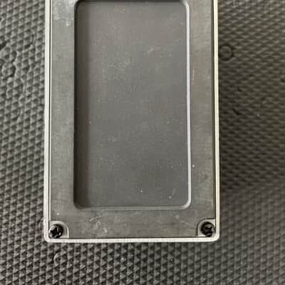 Boss TR-2 Tremolo (Silver Label) 1997 - Present - Green image 2