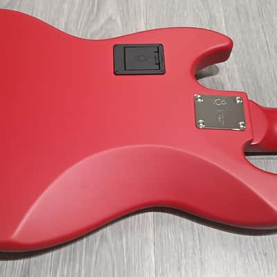 Marcus Miller V3-5 RS - Red Satin image 5