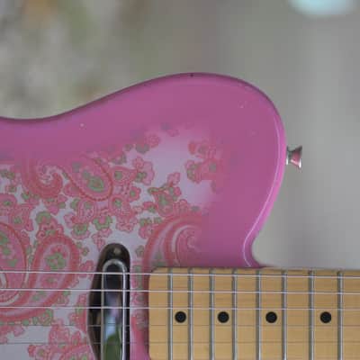 Del-Tone 50's T-Style Multibender, Light Aging - Pink Paisley image 8
