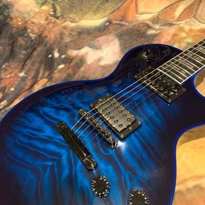 STINGER 🐈🕷️! 2015 Gibson Custom Shop Les Paul Custom Quilt Top M2M Made To Measure Blue Widow Burst Trans Aqua Black Fretboard Bare Knuckel Juggernaut Blackout Special Order Figured F Q 5A 7A Abalone Inlay Blueberry Cobalt image 9