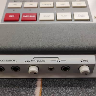 Akai MPC Renaissance Groove Production Studio 2012 - 2019 - Grey image 5