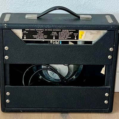Super Clean 1978 Fender Vibro Champ 6-Watt 1x8" Guitar Combo Silverface, Completely Serviced, Amazing Condition ! image 5