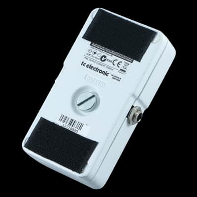 TC Electronic Polytune Tuner Guitar Effects Pedal P-30338 image 2