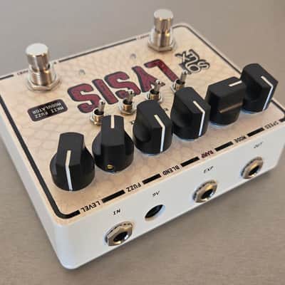 SolidGoldFX Lysis MKII Polyphonic Octave Fuzz Modulator Pedal image 3