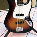 FENDER FENDER HIGHWAY ONE JAZZ BASS SUNBURST USA 2004 SUNBURST